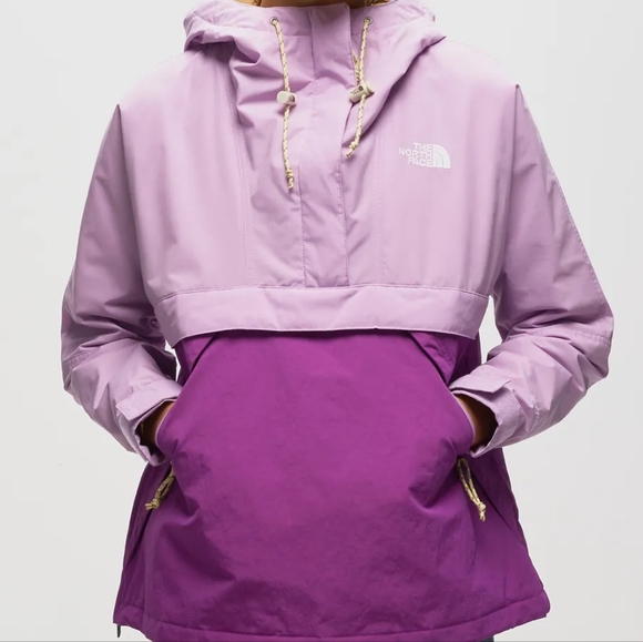 The North Face 78 Lo-Fi Hi-Tek Windjammer Hooded Jacket - Picture 2 of 14